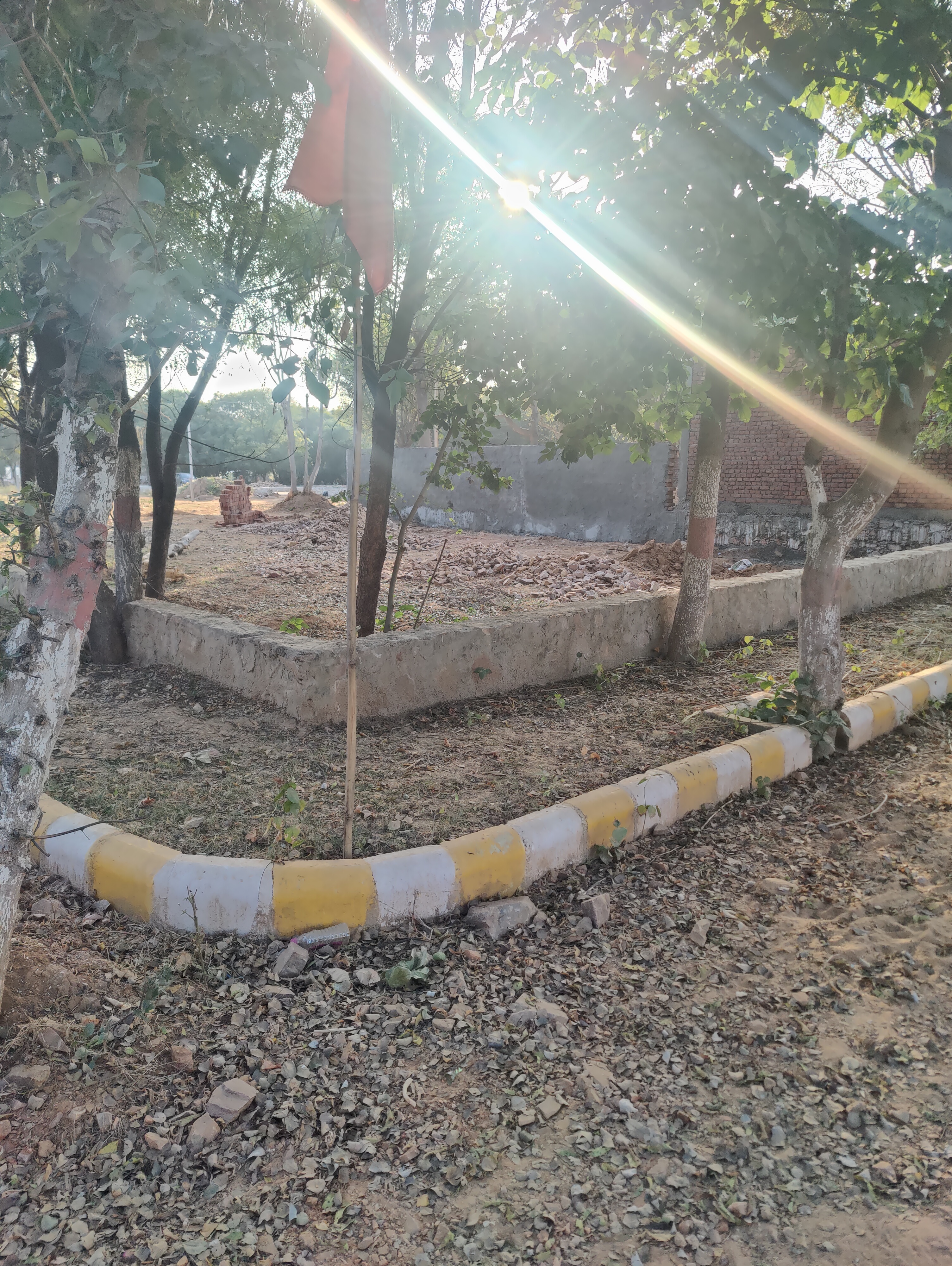 95 Gaj Plot Land For Sale